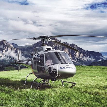 Volo In Elicottero Sui Vigneti Revì E Degustazione