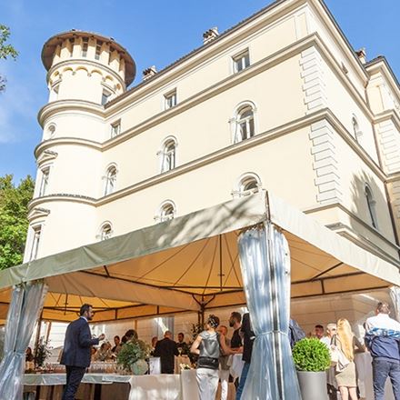 Il giro del mondo in 5 calici Trentodoc: un viaggio tra culture e bollicine di montagna