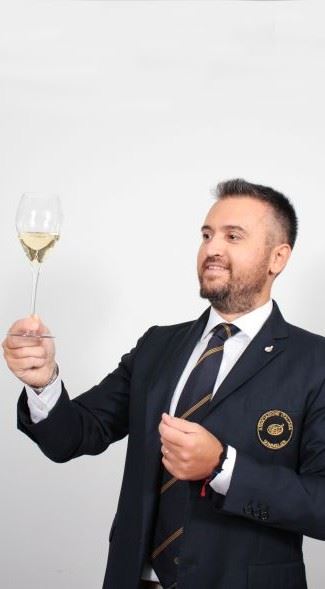 Valentino Tesi