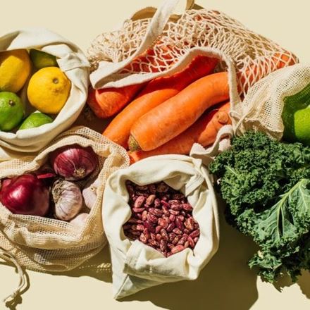 Tuberi, pollini e ortiche:  le nuove frontiere del vegetale